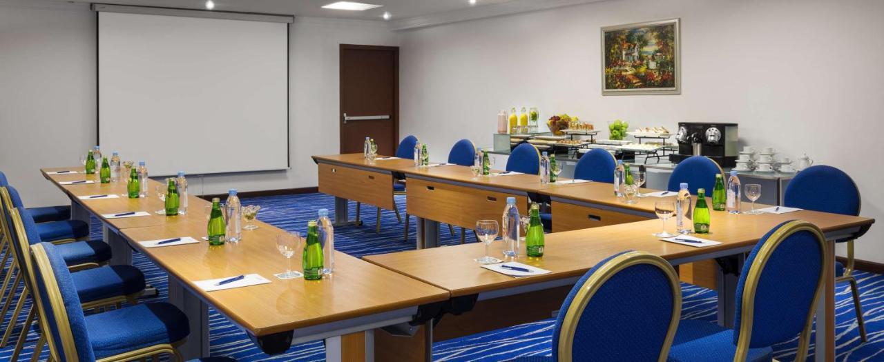 Radisson Blu Hotel, Yanbu Ngoại thất bức ảnh