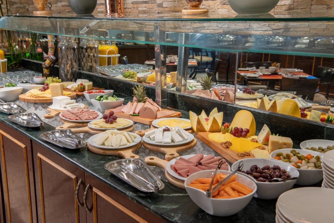 Radisson Blu Hotel, Yanbu Ngoại thất bức ảnh